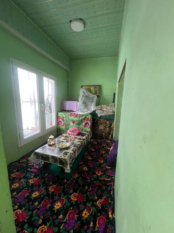 Чтланзар 25.  Продажа. Срочно. 1 комнатная 2 х 6 балкон — 5