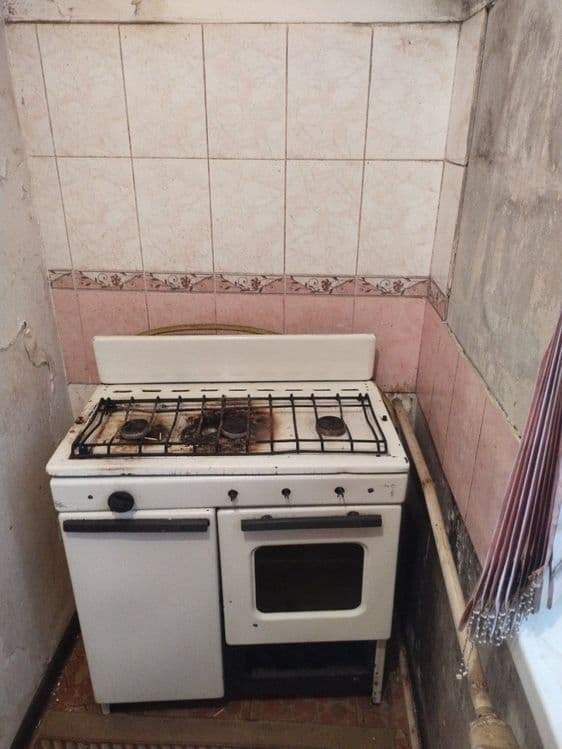 Чиланзар 2.  Срочно. Продается. 1 комнатная Горит — 4