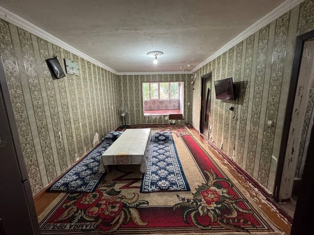 ПРОДАЕТСЯ Чирчик ш. Ок ковок кирпичный дом 3/3/4 65 м² — 1