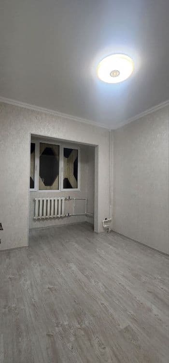 Жарарик 1-2/7/9 Тоза ремонт Обш: 40 кВ.м Ор.р: Жарарик, Ибн Сино, — 4