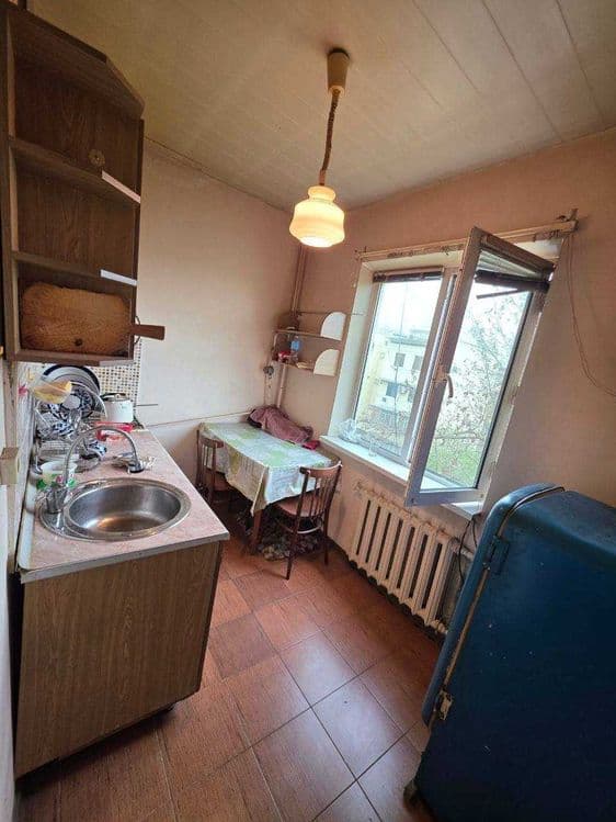 Продаю квартиру Яшнабадский р-он Авиасозлар-1, 1в2х комнат 4-этаж 40м2 — 4