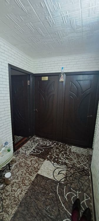 Продаётся 3х комнатная квартира  в 9-м/к — 1