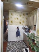 Чирчиг шахри да 3 хонали квартира сотилади 2 микрорайонда 2 етажда жой