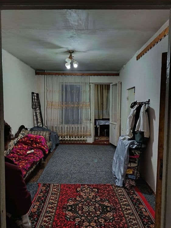 Продам 2-Комнатную квартиру сергели Спутник 17 третий этаж 2/3/4 — 2