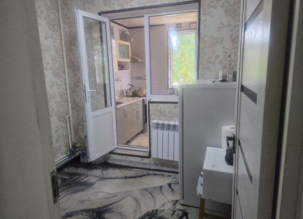 Продам срочно квартиру 2/4/4 Улугбек посёлок У — 2