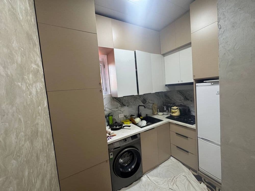 Сотилади Квартира, Сергели Дехкон бозор, 2/3/3, Новастройка, 45м2. — 3