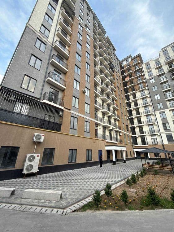 СРОЧНО  Продается квартира в Яшнабаде 1/10/13 (44 кв/м) ЖК Авиассозлар — 3