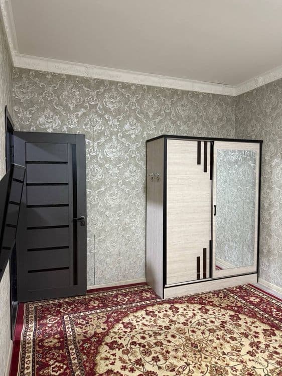 Чилонзорда квартира сотилади — 2