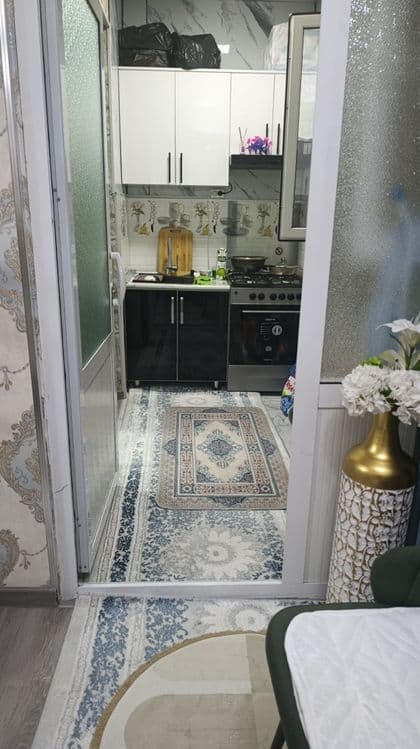 Срочно продается квартира кадышева Авиосозлар 1.  2/4/4 — 5