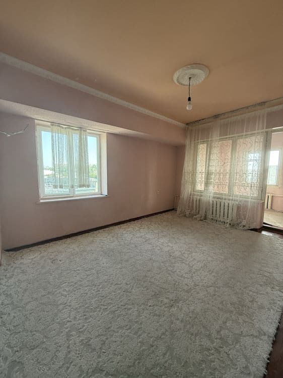 Шайхантахурский р-н - Катта Октепа, Продается квартира 2/4/4 — 1