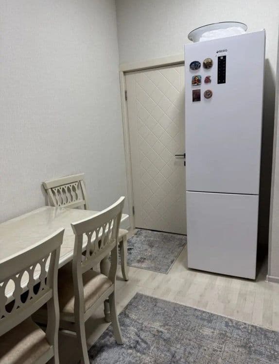 Голдин ховус Новостройка 
Кора сарой
1 хона
2 этаж
9 этажом дом — 3