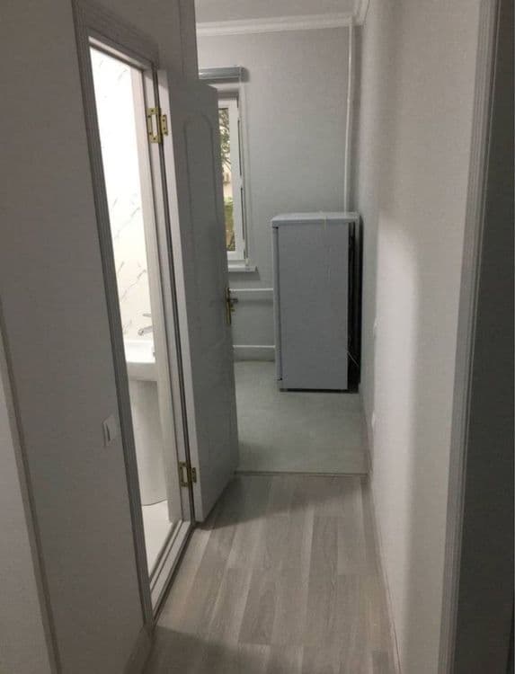 Чиланзар Актепа круг продам 1/2/4. 38 квадратов — 2