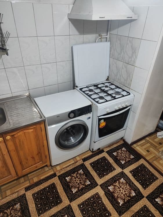 Продается 1-комнатная квартира — 2