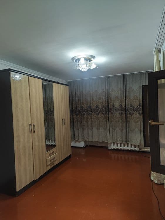 Продается 1-комнатная квартира — 4