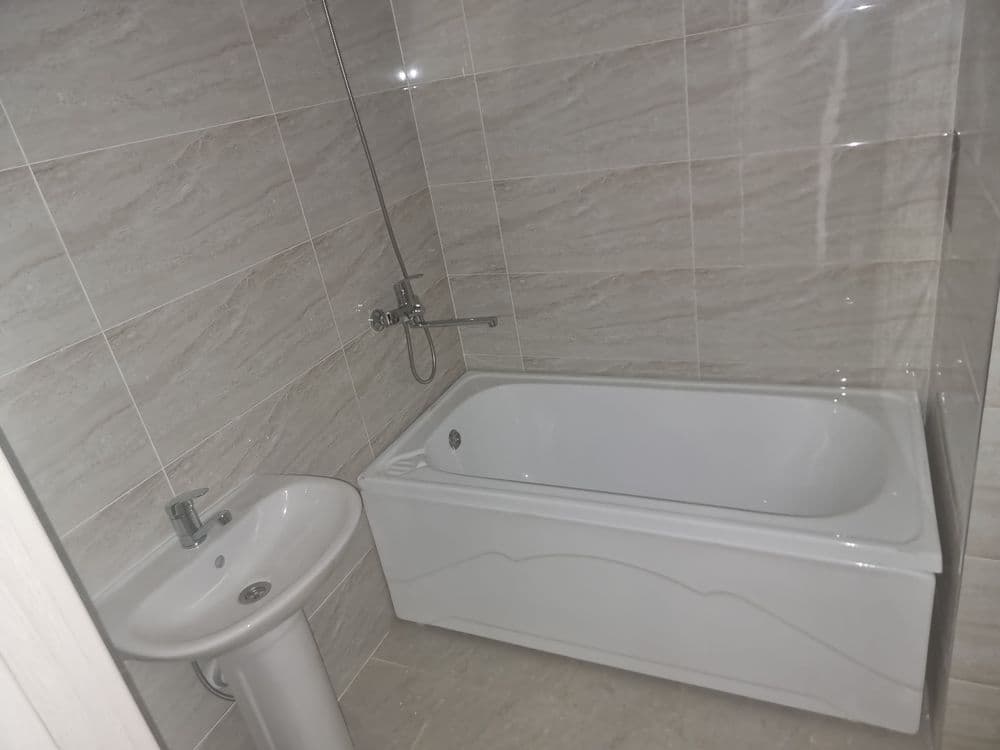 Yunusobod 19 kvartalda uy sotiladi srochna 54 500y.e. — 4