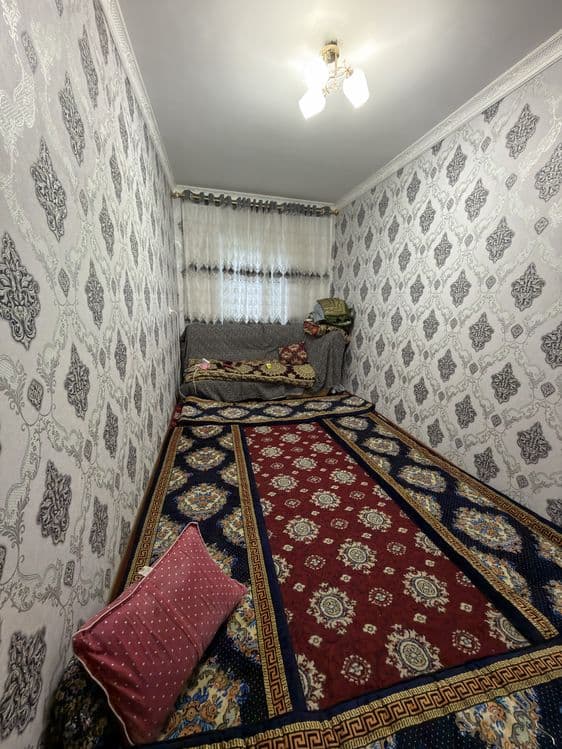 Продаётся 4-комнатная квартира в городе Чирчик — 3