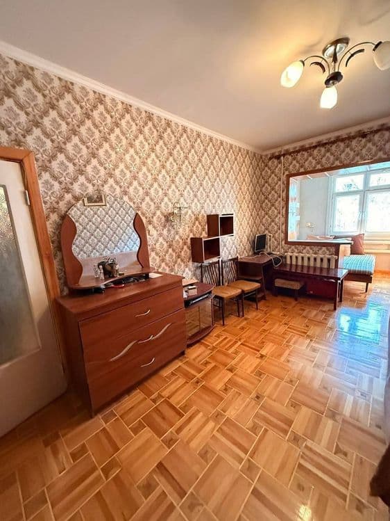Квартира продается Массив Башлык 1в2/3/5 меб тех ор. Школа 127 — 1