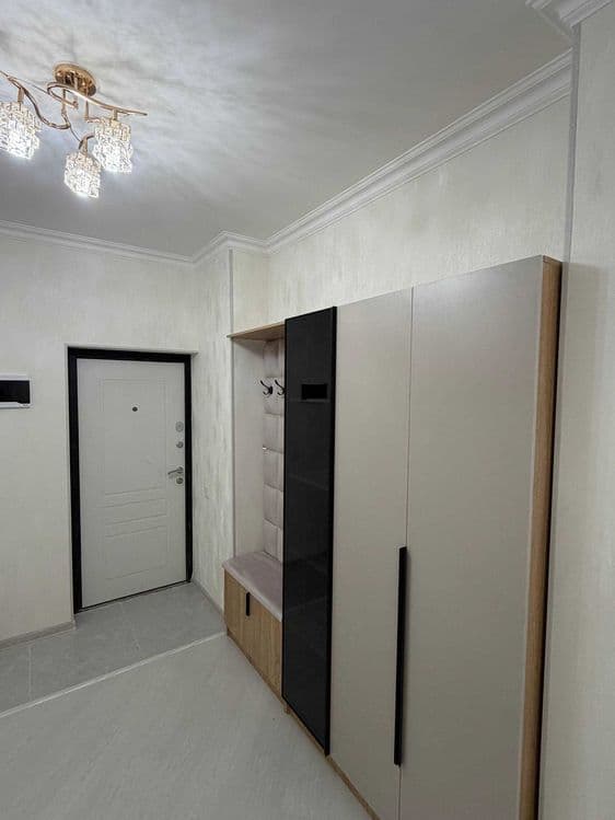 Sergeli Index bozor oldida Green housedan novostroyka sotiladi SROCHNA — 2