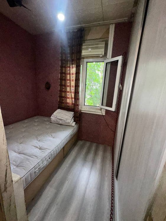 Продаётся двухкомнатная на м-в Ахмад Югнаки — 2