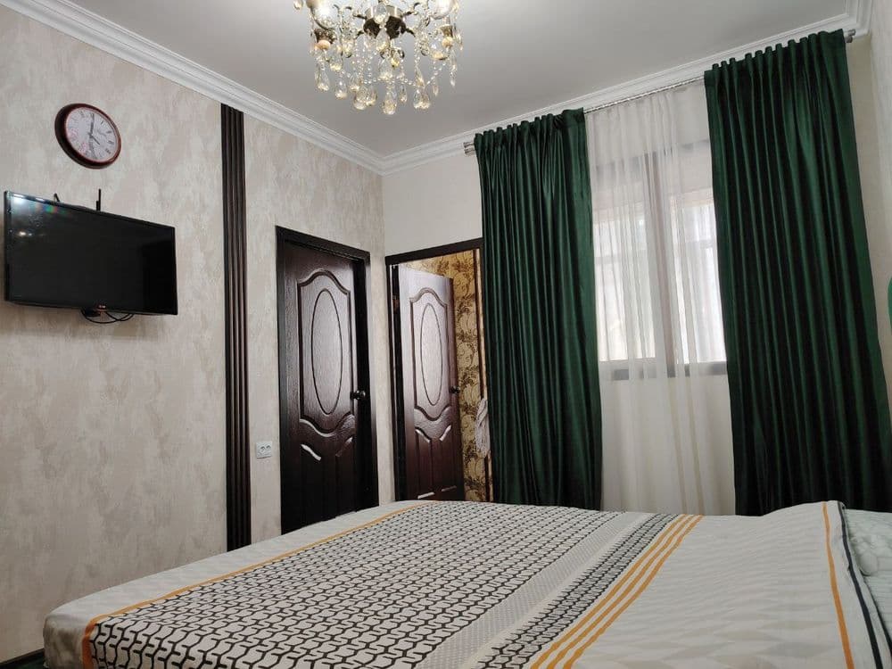 продается своя 1 ком перед в 2 ком на метро Юнусабад — 6