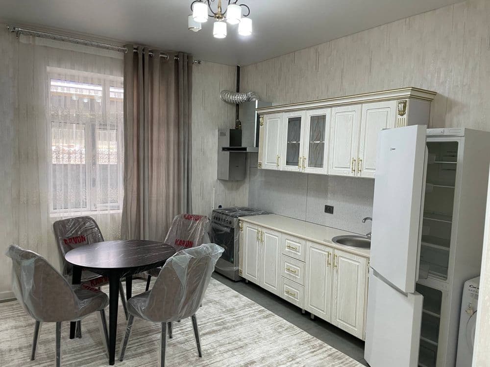 Продается квартира в новостройке цокольный этаж с кадастром — 1