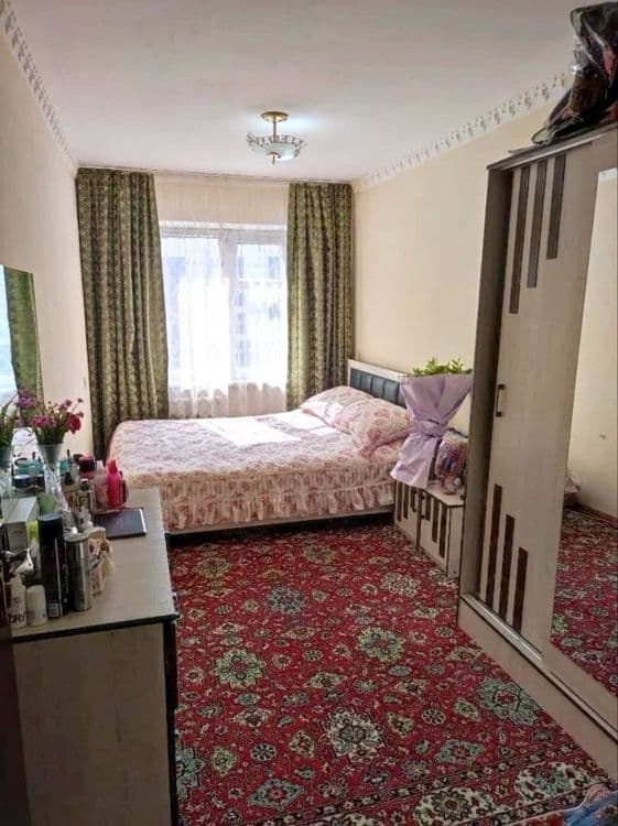 Qoraqamich 1/1 3/5/5 balkon 2/6 stochno sotiladi — 2