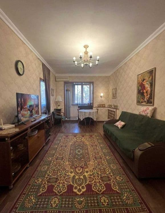 Квартира продается Чиланзар 17 квартал 2в3/4/4 меб тех ор. Парламент — 1