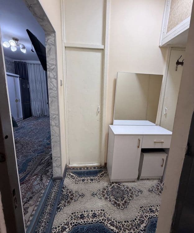 1в2/4/5 Максим Горький Буюк Ипак Йули Художник 39м2 до метро 3 минут — 4