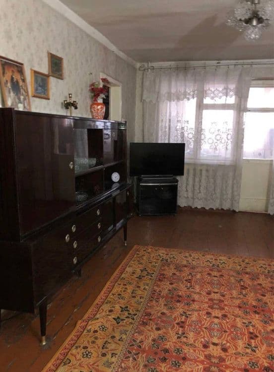 Саламатина 2/2/4 срочно продается квартира — 2