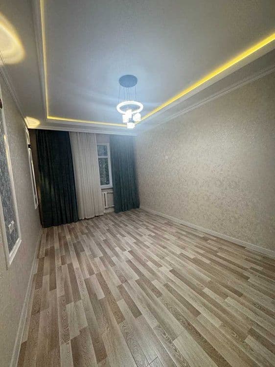 СРОЧНО !! Продается квартира в Яшнабаде 2/3/4 ( 50 кв/м ) Авиасозлар 4 — 3