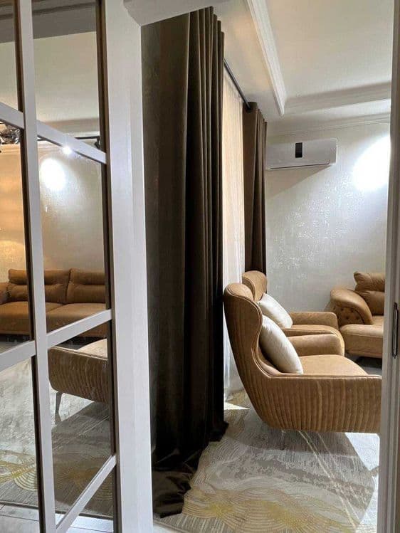 СРОЧНО !! Продается квартира в Яшнабаде 1/2/5 ( 40 кв/м ) Авиасозлар 2 — 4