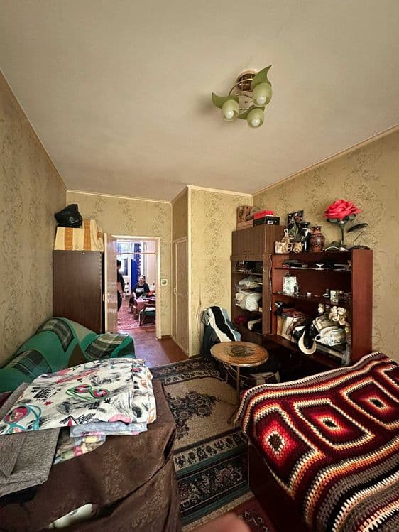 СРОЧНО !! Продается квартира в Яшнабаде 2/1/4 ( 50 кв/м ) Авиасозлар 3 — 4