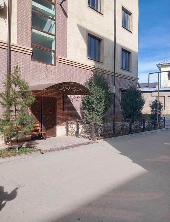 40-Лет. 2/2/4.Новостройка Artel домлари. 70кв.м. Коробка — 2