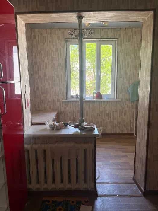 СРОЧНО !! Продается квартира в Яшнабаде 2/2/5 ( 60 кв/м ) Тузел 1 — 5