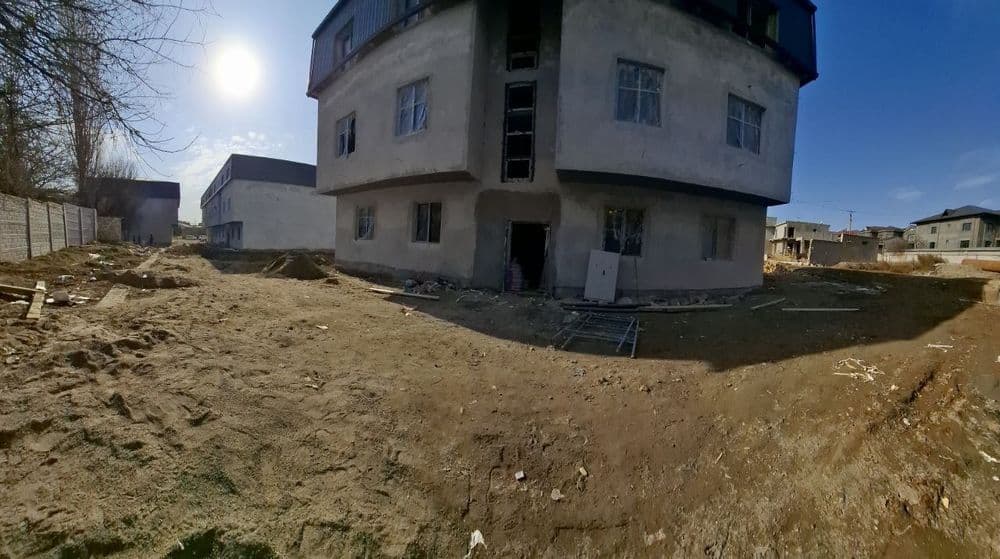 Сабзавод махалла юнусобод19 3хона1.3 60² — 6