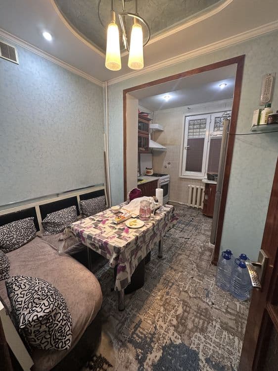 Феруза Продается 2/1/4 балкон 2х6 — 3