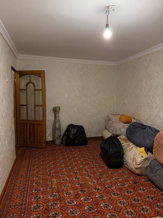 3 xonali dom sotiladi srochna — 2