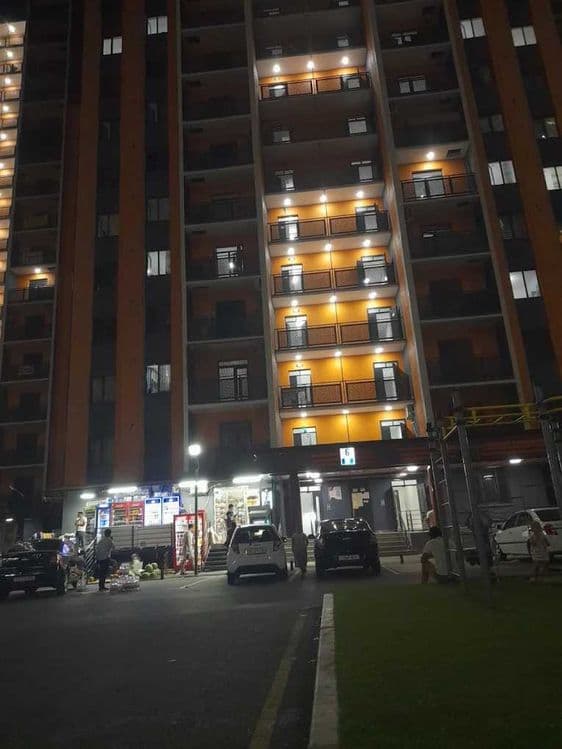 Sergeli Xonobod Residenceda Zudlik bilan uy sotiladi. — 1