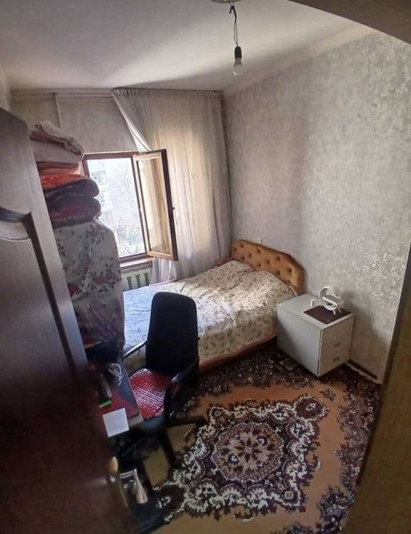 Продаётся на Хумаюне 2ком — 1