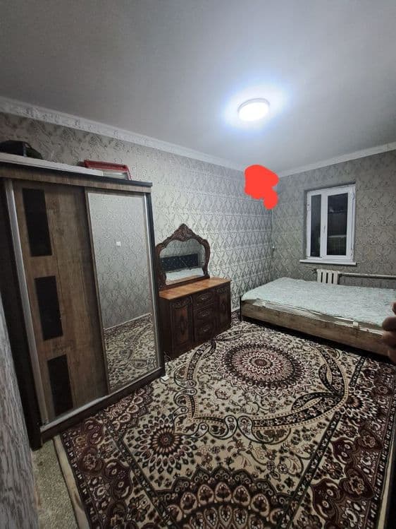 своя 3 xonali Chilonzor 24 kv uyimni sotaman — 2