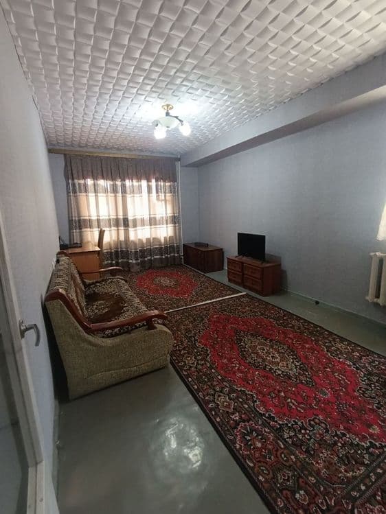 3/7/12. Яшнабад р-н, Тузель 3. Квартира 70 м², дом панельн. Метро 500м — 3