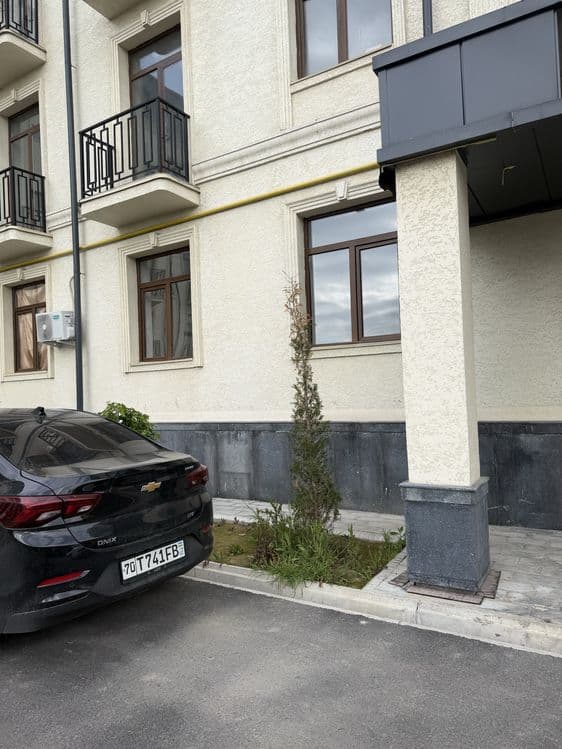 2 Xonali kvartira sotiladi bez makler — 1