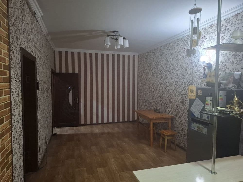 Продаётся 2/1/4 - Авиасозлар - 2, конечная автобусов — 2