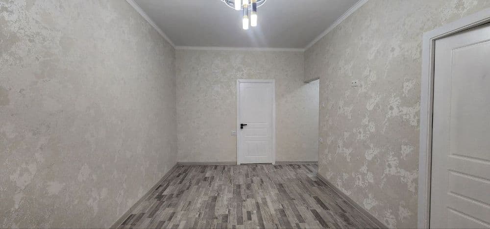 Продам 2 ком Юнусабад 11 квартал — 1