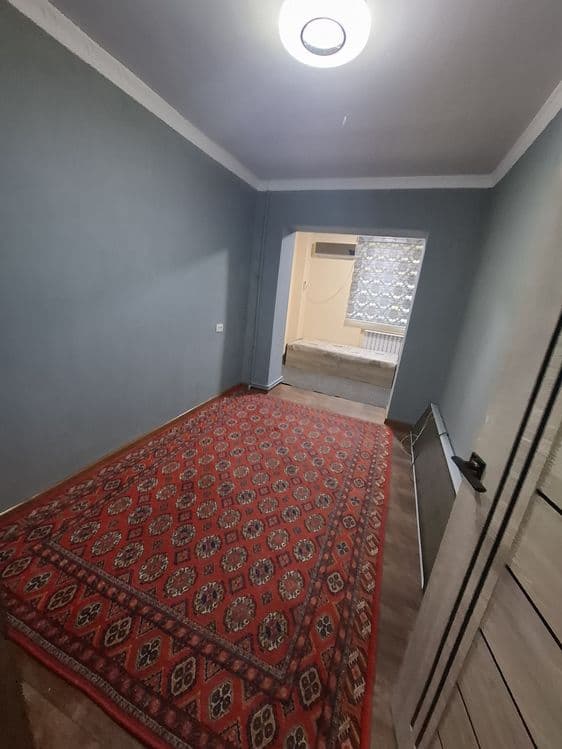 Bez makler Chilonzor 9 da 2 xonali uy sotiladi — 4