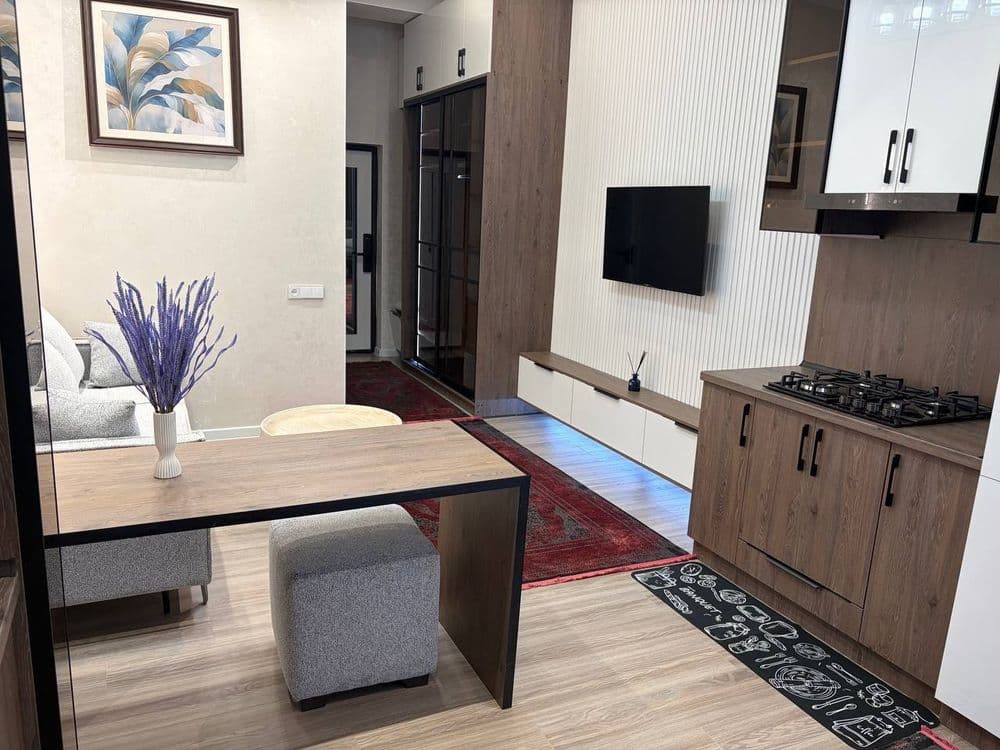 Ш.Руставели срочно 1 комнатная Жк Prestige Gardens  на 4 этаже — 2