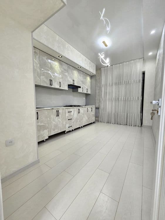 Урикзор бозорда 2 хона сотилади Срочно — 4