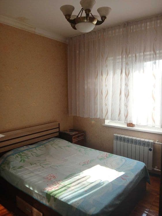 Продаётся 3/5/5 на Карасу-4 Среднее состояние 78м2 Балкон 2х6 — 2