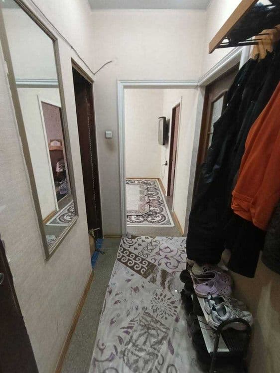 Продается квартира в Яшнабадском районе Авиасозлар-2,  3-х ком 3-этаж — 2