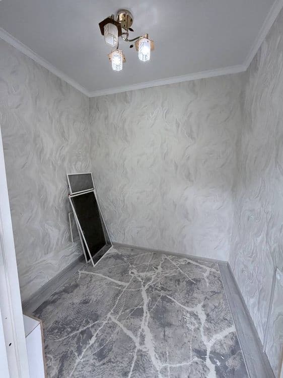 Продается Своя. Юнусабад 8 кв 2х пер в3х. 3 этаж. — 3